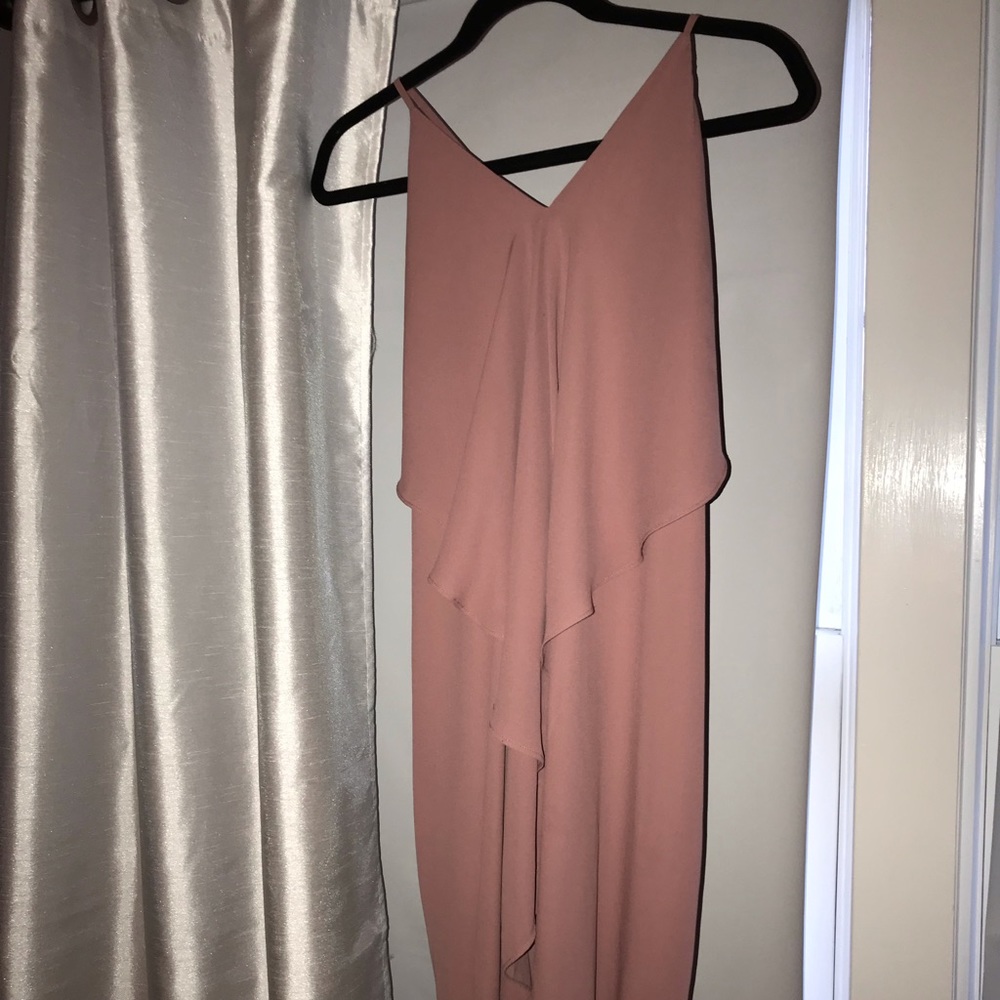 Super cute dusty pink dress 💓